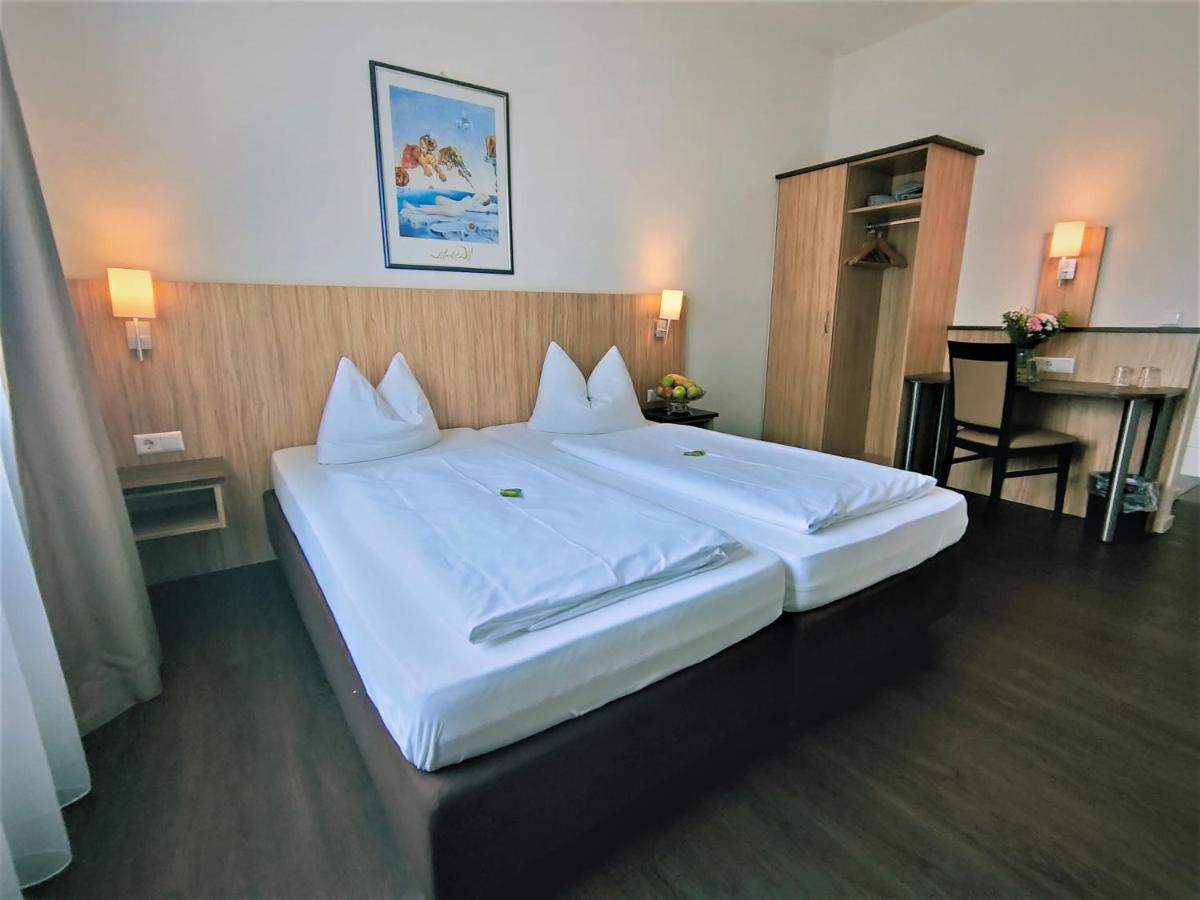 Sport Hotel Кенцінґен Екстер'єр фото