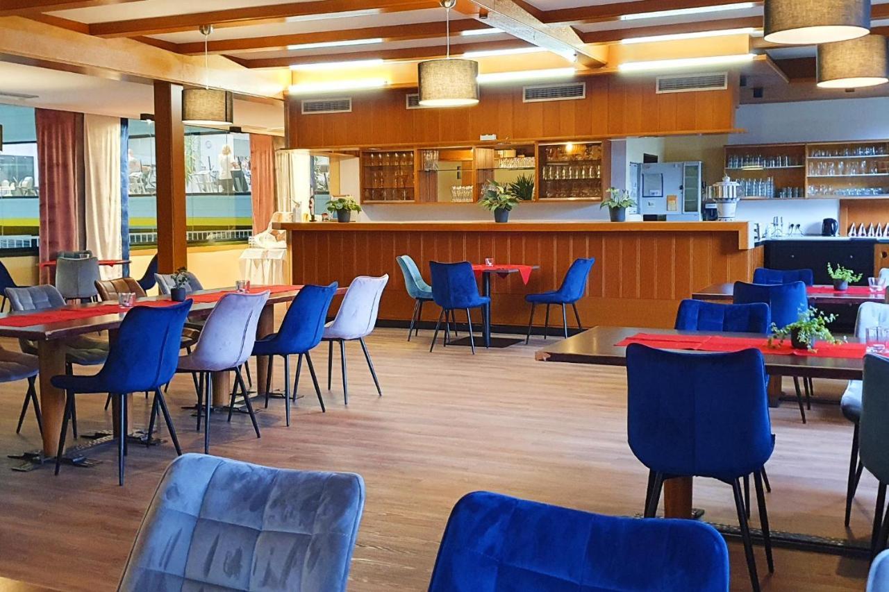 Sport Hotel Кенцінґен Екстер'єр фото